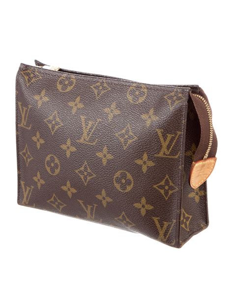 louis vuitton bb toiletry bag|Louis Vuitton toiletry pouch 19.